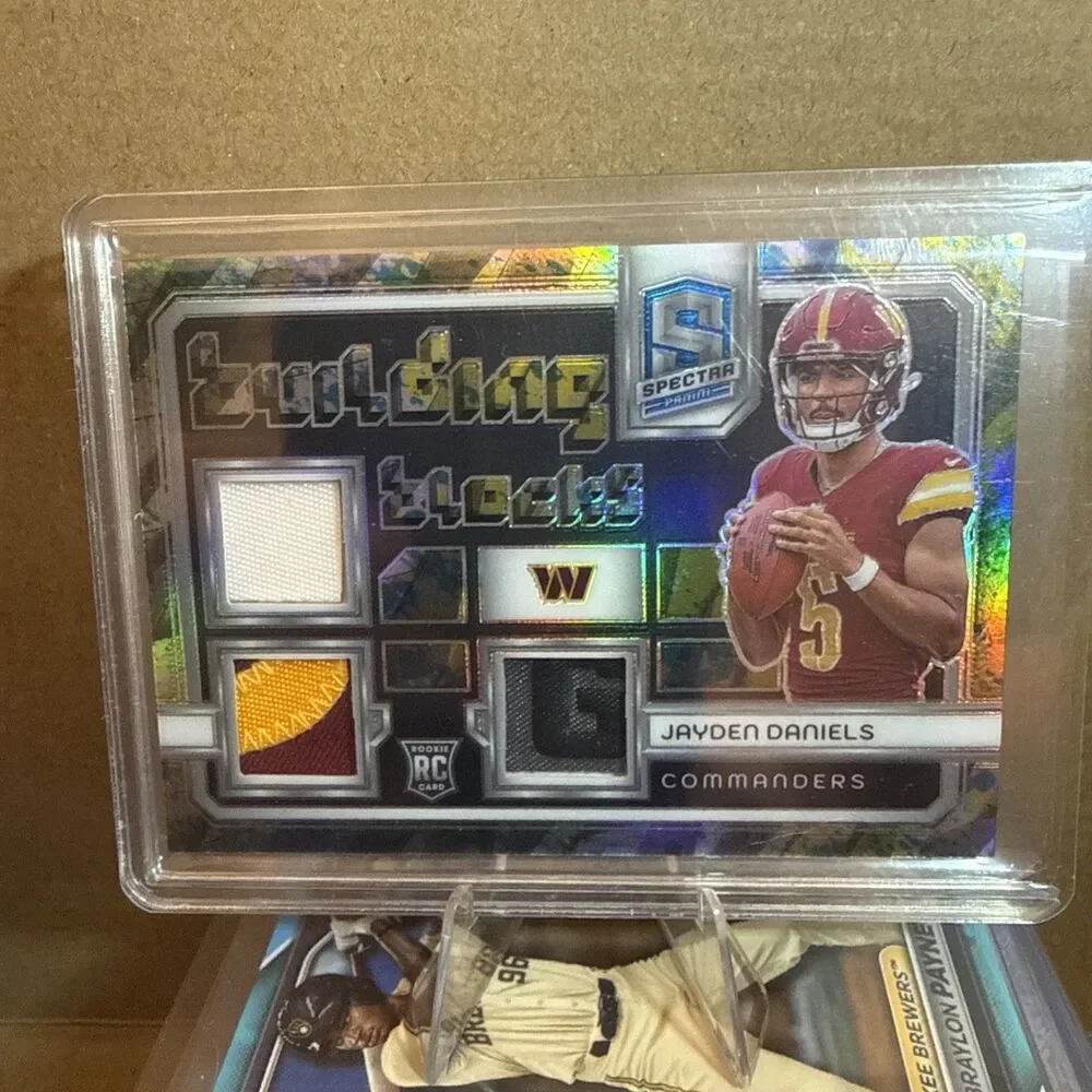 2024 Panini Spectra RC Building Blocks Prizm Patch Jayden Daniels 5/8 Jersey Ma